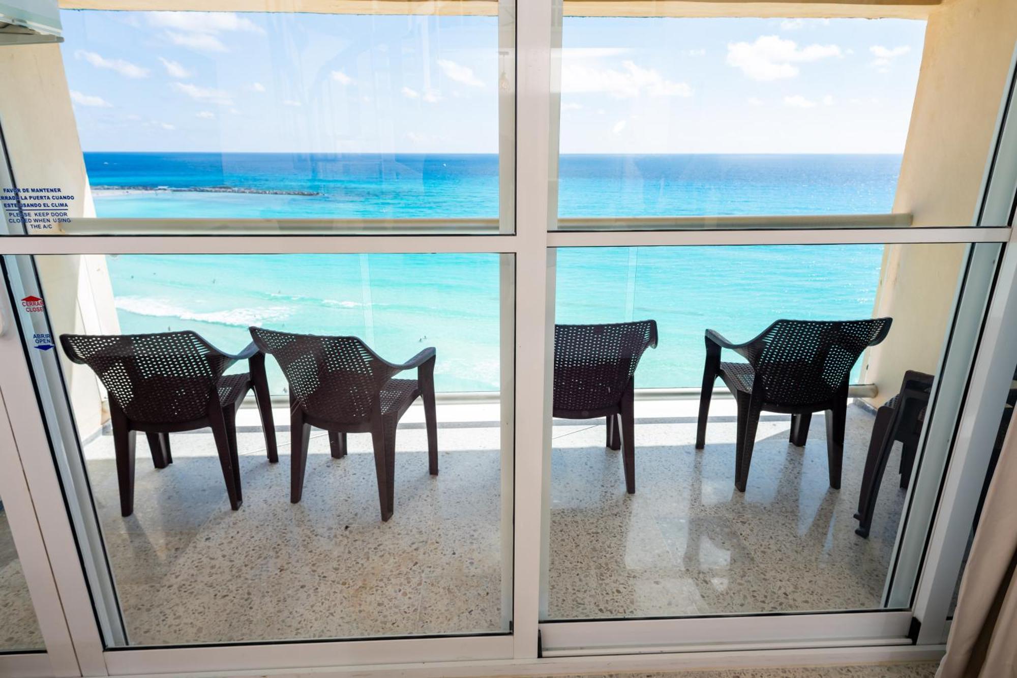 2 Story Oceanfront Penthouses On Cancun Beach! Exterior foto