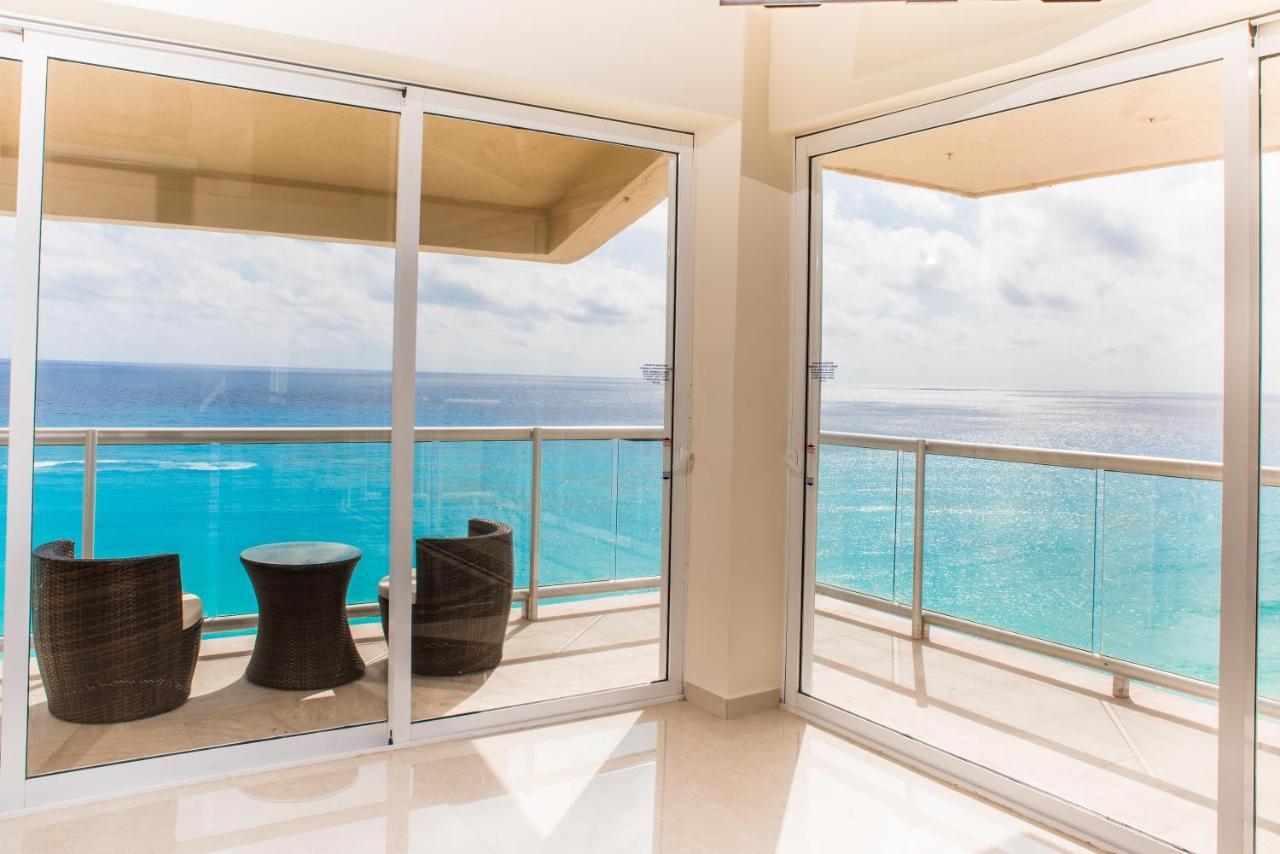 2 Story Oceanfront Penthouses On Cancun Beach! Exterior foto